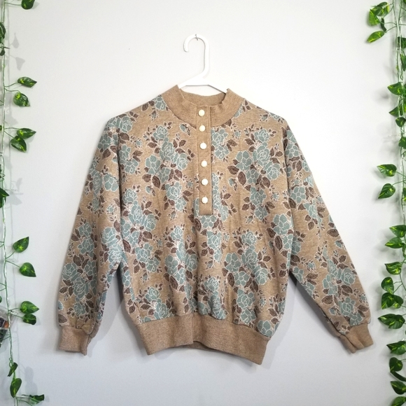 Season Ticket Vintage Henley Pullover Floral Retro Swearshirt SM Chic Bu… - Picture 1 of 13